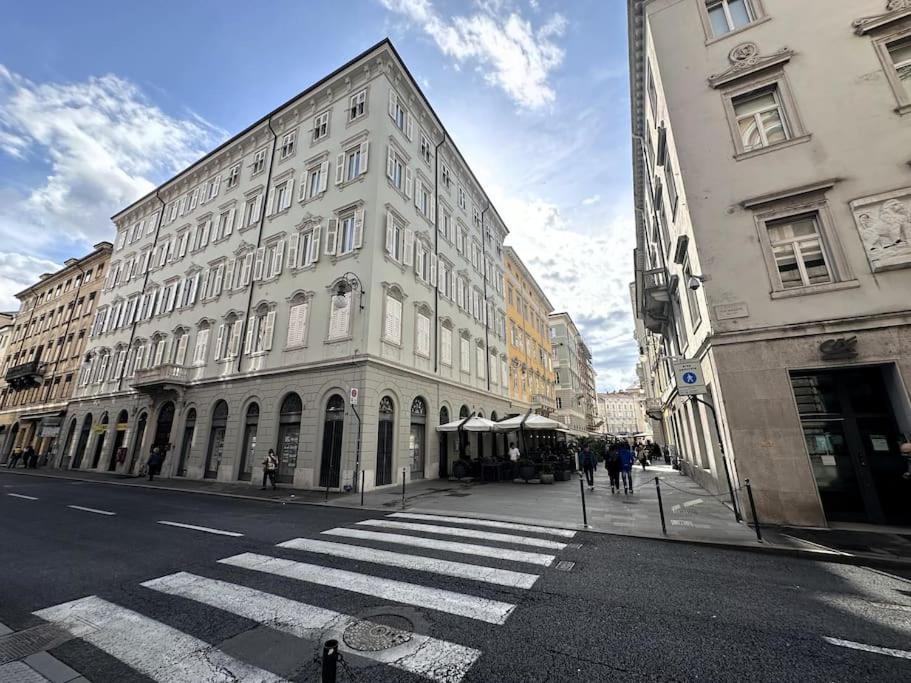 Central Mazzini Suits Trieszt Kültér fotó